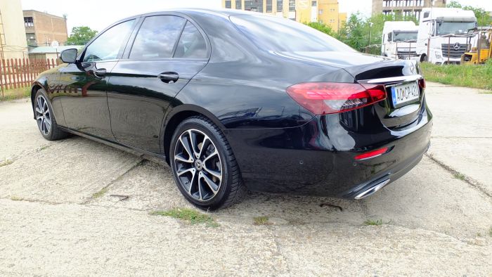 Mercedes-Benz E 220 d 9G-TRONIC Avantgarde