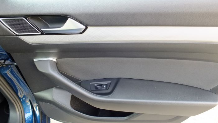 Volkswagen Passat Variant 2.0 TDI DSG (BlueMotion Technology) Comfortline an 2021