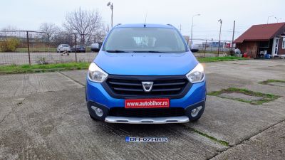 Dacia Lodgy TCe 115 Stepway Utilizat · 2016